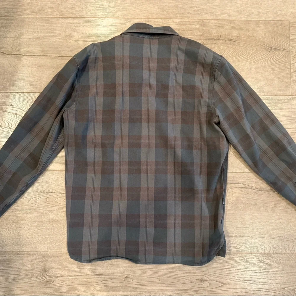Muted Tone Plaid Button-Up Flannel Shirt - Picture 4 of 4